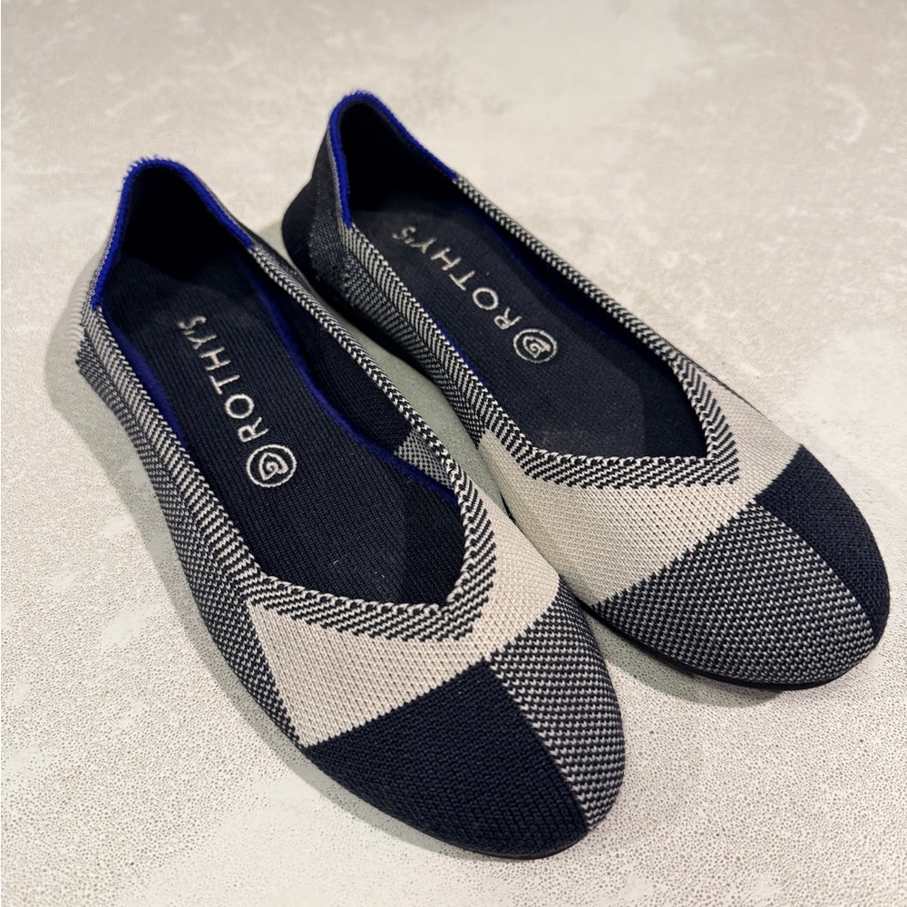Rothy's Black and Cream Patterned Flats